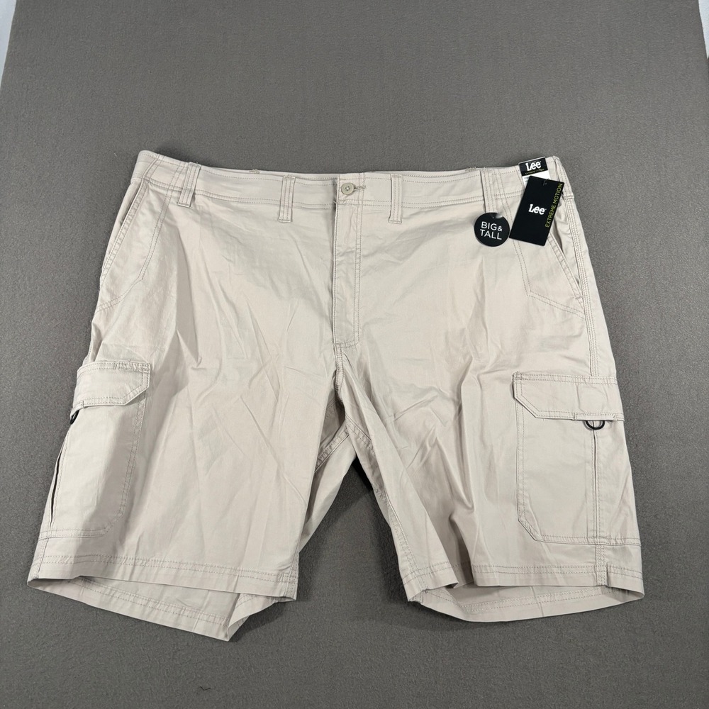 Lee Extreme Motion Cargo Shorts Mens Size 50 Stone Beige Casual 112314756